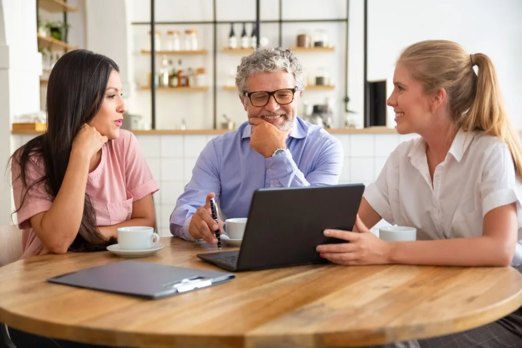 Os Benefícios da Escuta Ativa no Trabalho