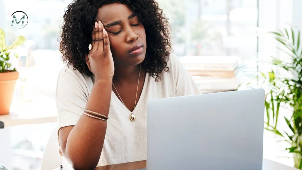 Redução do Estresse e Burnout: Como a Mentalidade Corporativa Pode Ajudar a Sua Empresa